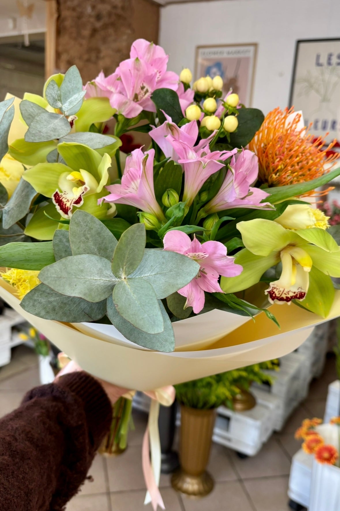 Puokštė svajinga orchidėja